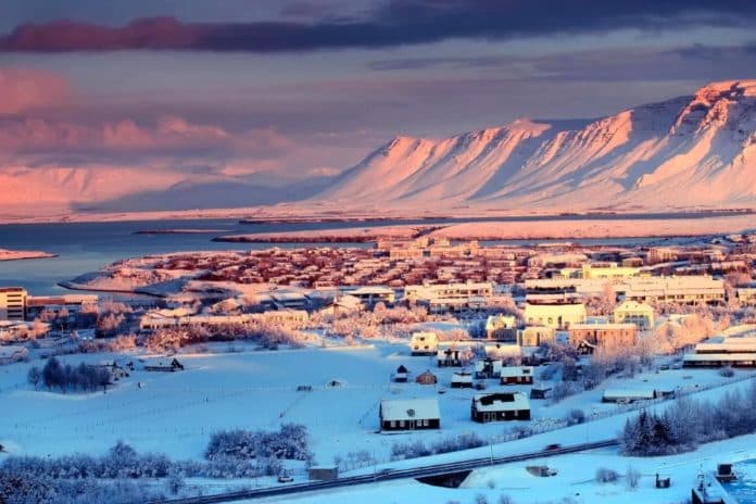 Village islandais en décembre
