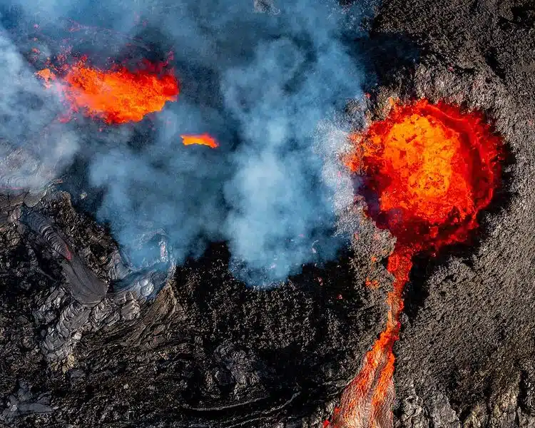 Eruption volcanique de Geldingadalur